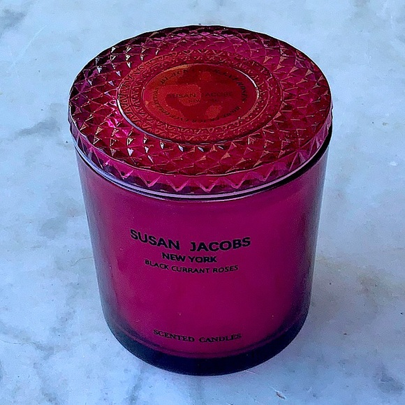 SUSAN JACOBS NEW YORK CANDLE BLACK CURRANT ROSES NEW 1 WICK 6 oz - Picture 2 of 3